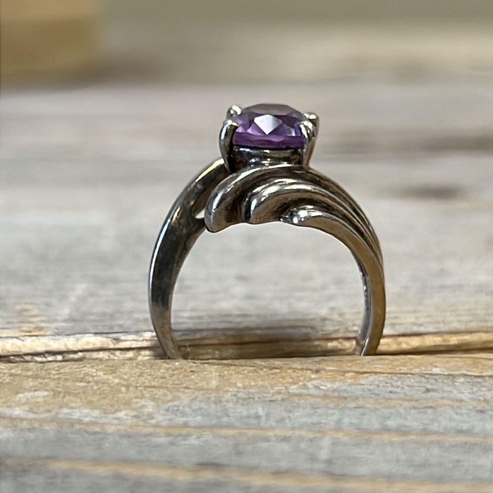 Amethyst Solitaire Sterling Silver Ring Size 6.5 - image 3